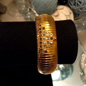 Fashion jewelry bracelet